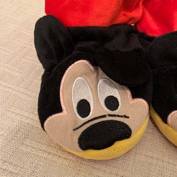 Mickey Mouse Slipper Pals  - Picture 4 of 10